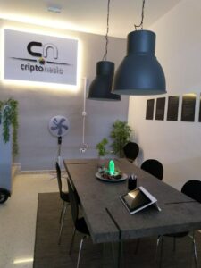 espacio para consultorías y formaciones Criptomonedas