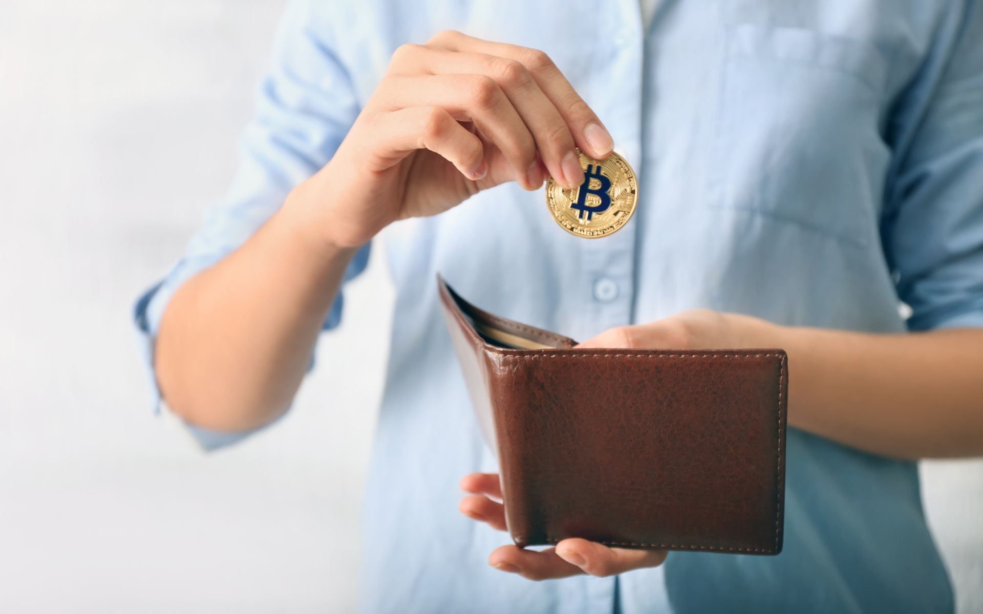 Crear wallet criptomonedas 2025: guía software vs hardware